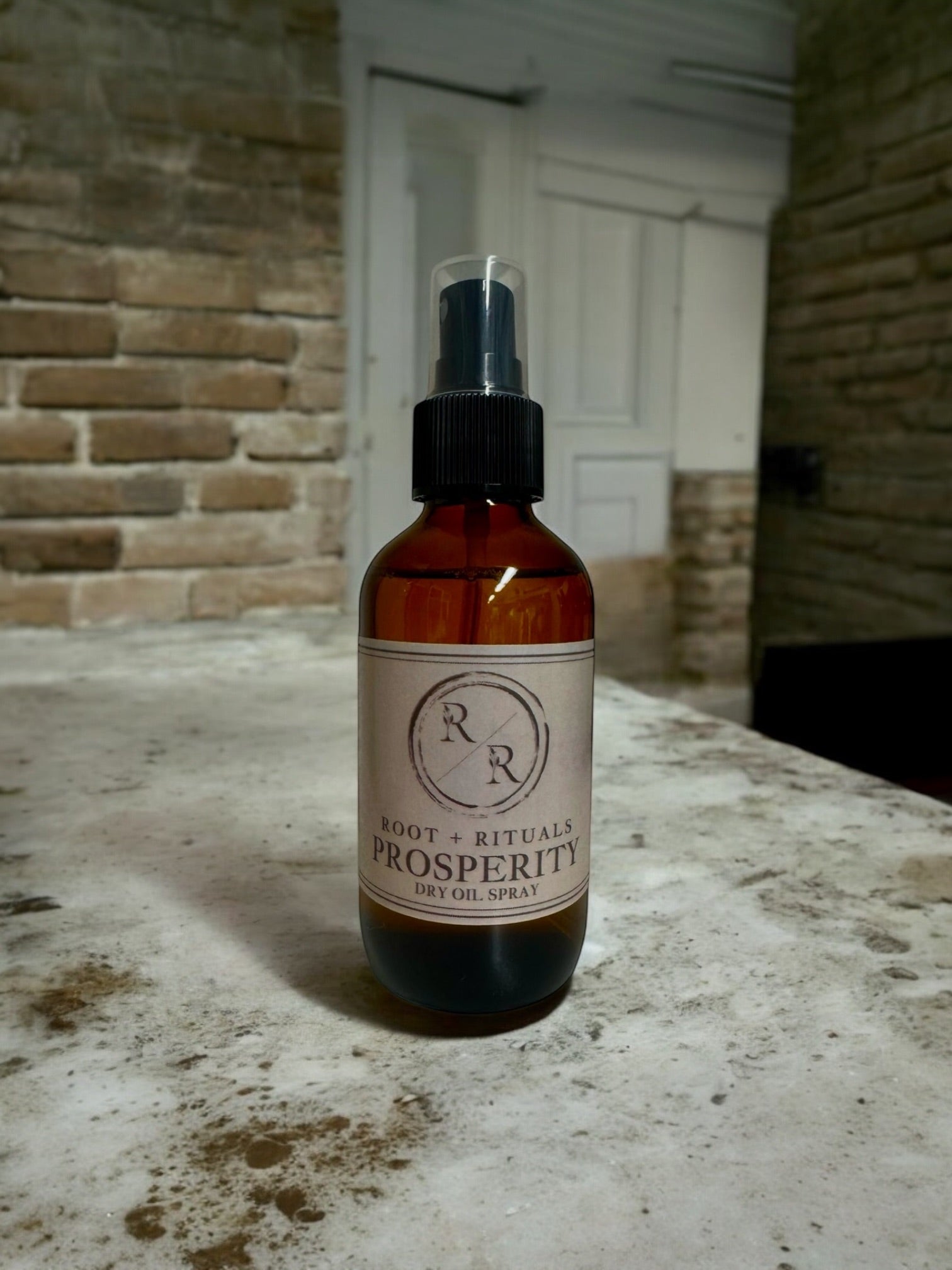 PROSPERITY: Dry Oil Spray