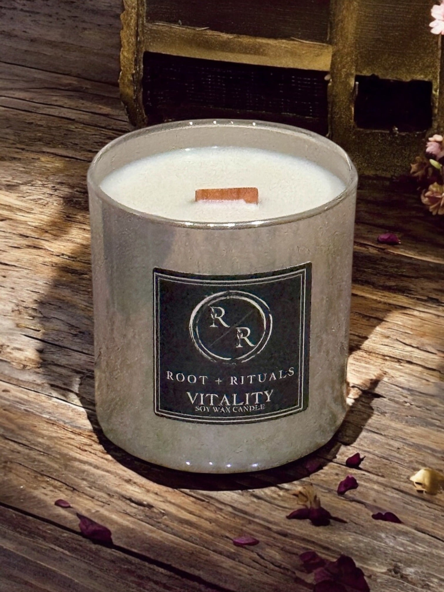 VITALITY: Taupe Iridescent Candle