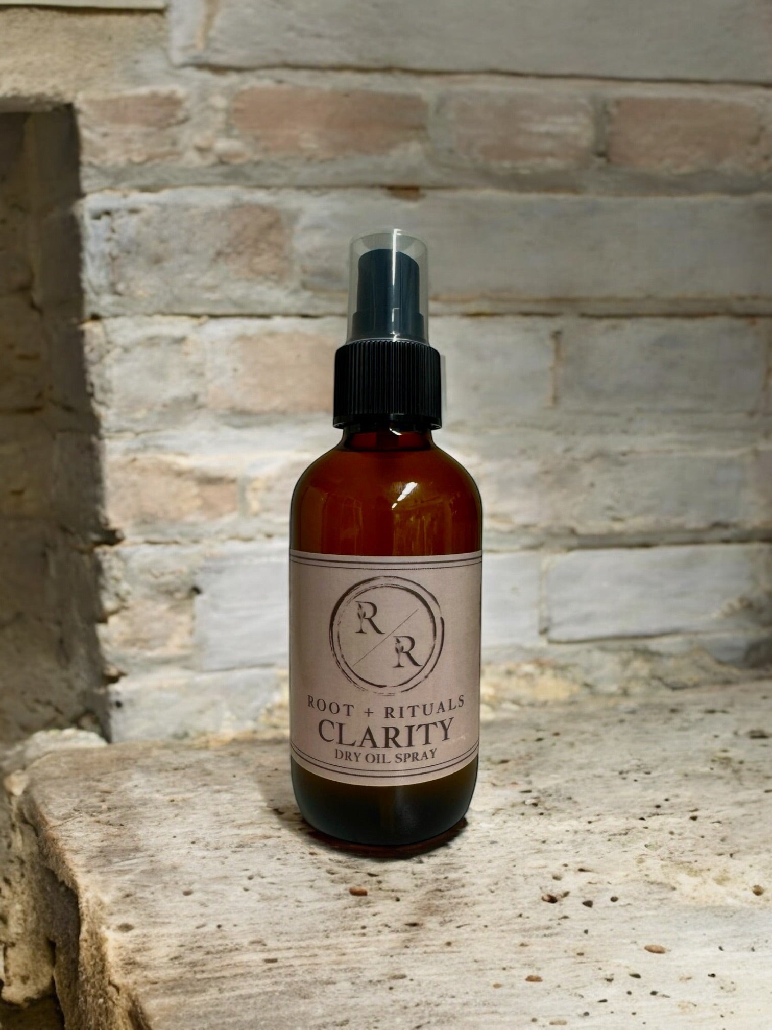 CLARITY: Dry Oil Spray